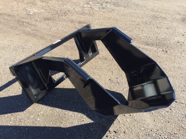 Ideal for transplanting trees, trenching, lifting out rocks or stumps